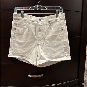 American Eagle White Jean Shorts Crisp Summer Style